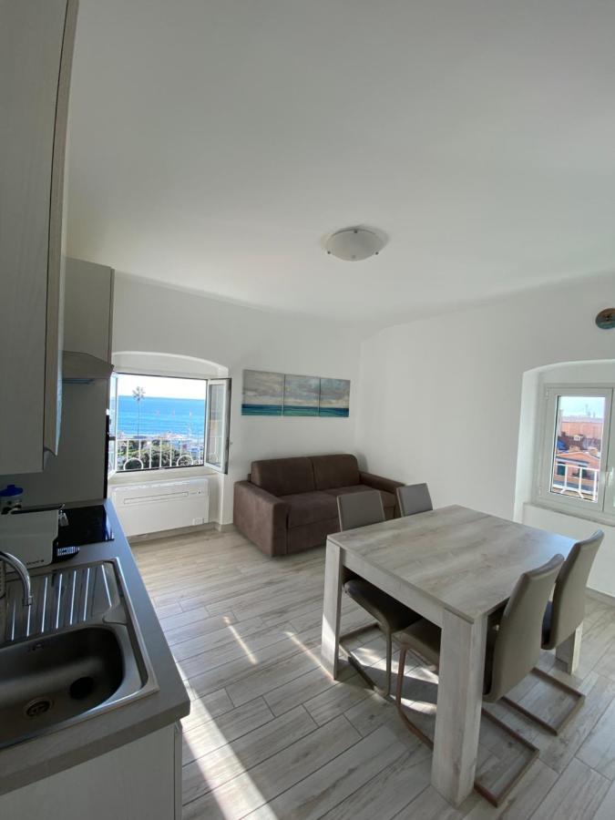Casa Al Mare Lejlighed Varazze Eksteriør billede